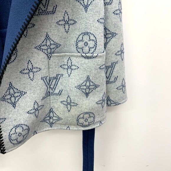Louis Vuitton Womens Reversible Wool Hooded Belt Coat Blue Logo Print Size 36 XS - Picture 5 of 8